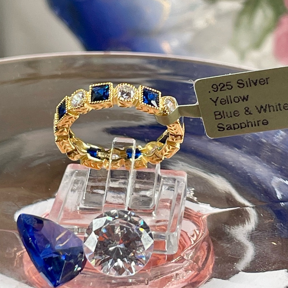 Clearance‼️3.6ct Sapphire Blue/white 14k Yellow gold on Silver Ring. 6 - Picture 8 of 12